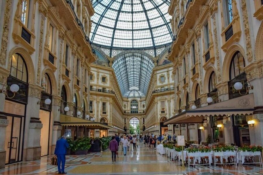 Milan : Historic Private Walking Tour - N’Ombra de Vin and Local Vibe Stops That Keep It Real