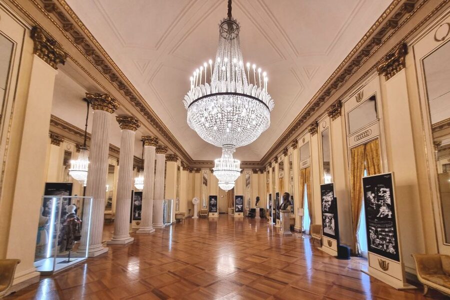 Milan: La Scala Theater and Museum Tour with Entry Tickets - Teatro alla Scala: the opera house you understand faster in person