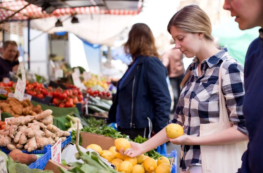 Milan: Market and Cooking Class at a Local's Home - Who should book this Milan cooking class?