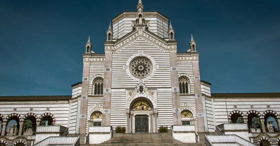 Milan: Monumental Cemetery Group Walking Tour - Key highlights you will feel on the walk