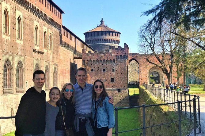 Milan Must-See Sites Guided Tour with Skip-the Line Tickets to Duomo & Cathedral - Practical tips before you show up at Piazza Castello