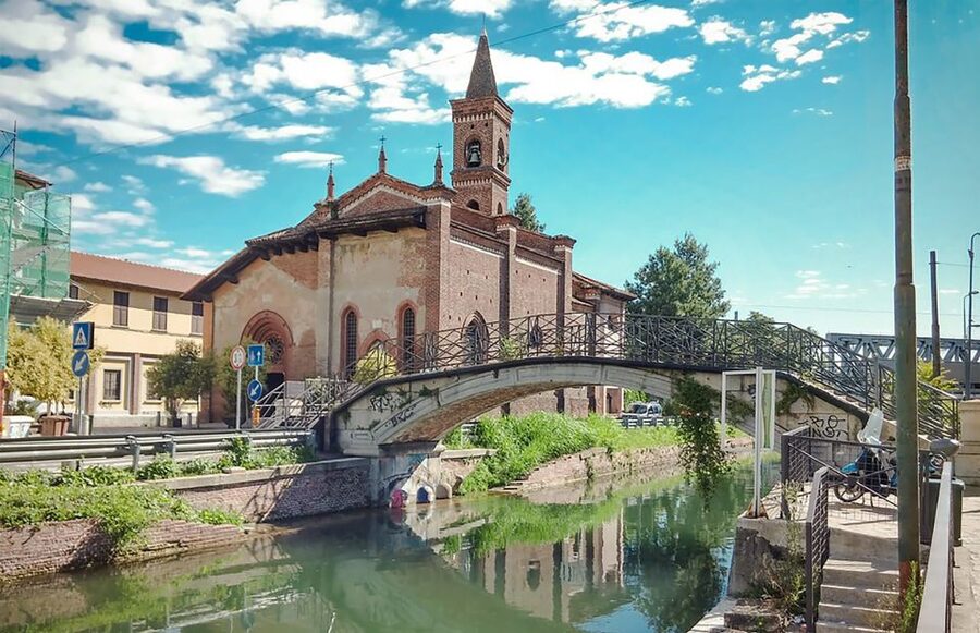Milan: Navigli Canal Boat Cruise - The QR Code Audio Guide: Great Concept, One Key Reality
