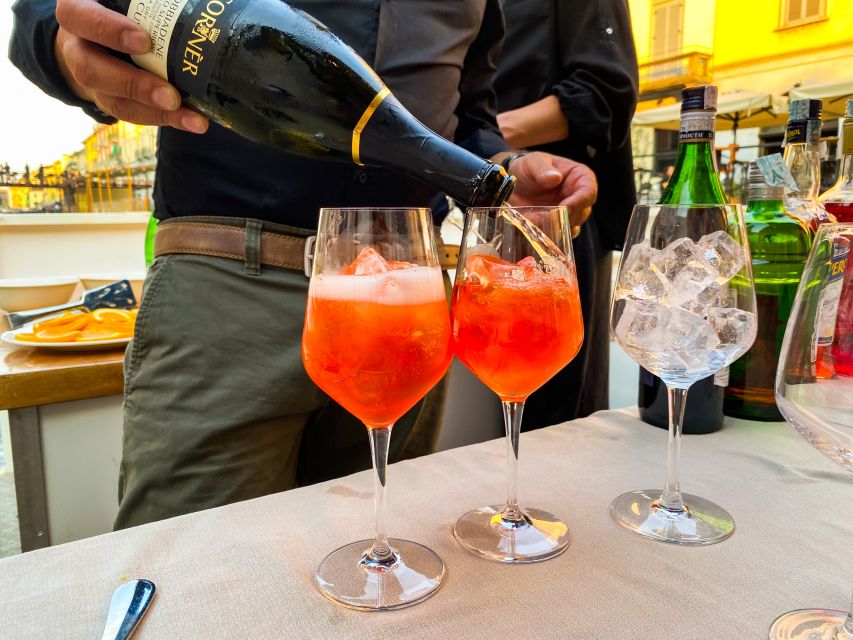 Milan: Navigli District Canal Boat Tour with Aperitivo - Darsena di Milano photo stop: the canal crossroads feel
