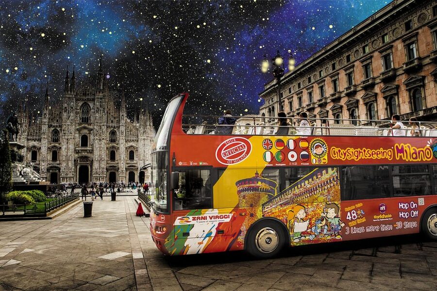 Milan: Night Tour by Bus - Milan at night, from the comfort of a bus