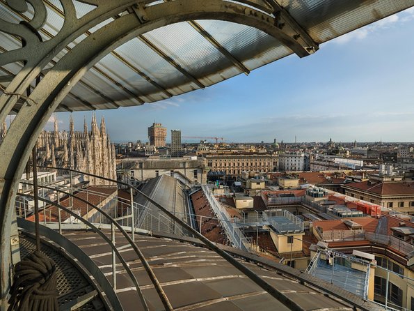 Milan Pass Including Duomo Terraces and La Scala - Hop-On Hop-Off Bus and Public Transport: The Real Trick Is Planning the Route