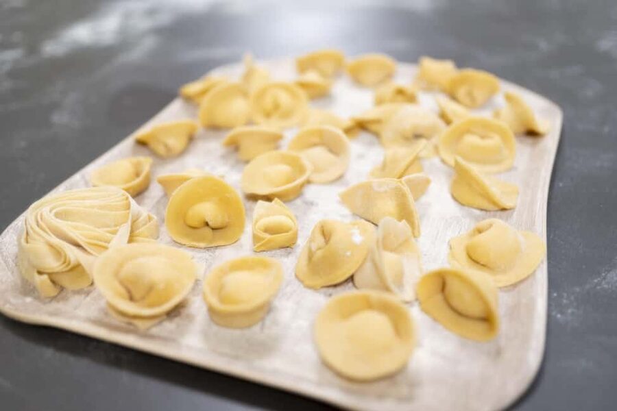 Milan: Pasta, Gnocchi and Tiramisù Cooking Class with Wine - Fresh pasta and ravioli basics: dough, rolling, sauce, and timing