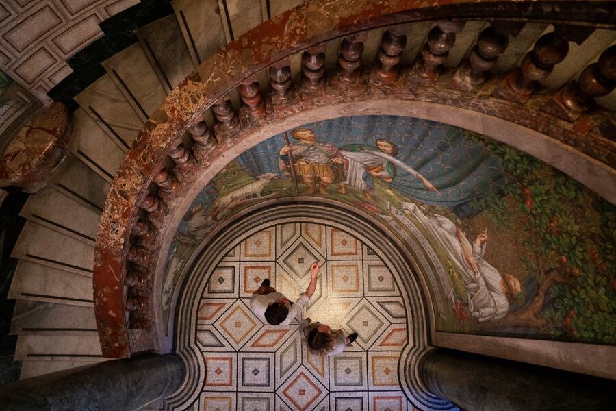 Milan: Pinacoteca Ambrosiana and San Sepolcro Crypt Ticket - Phone audio and self-paced timing: set the pace to your brain