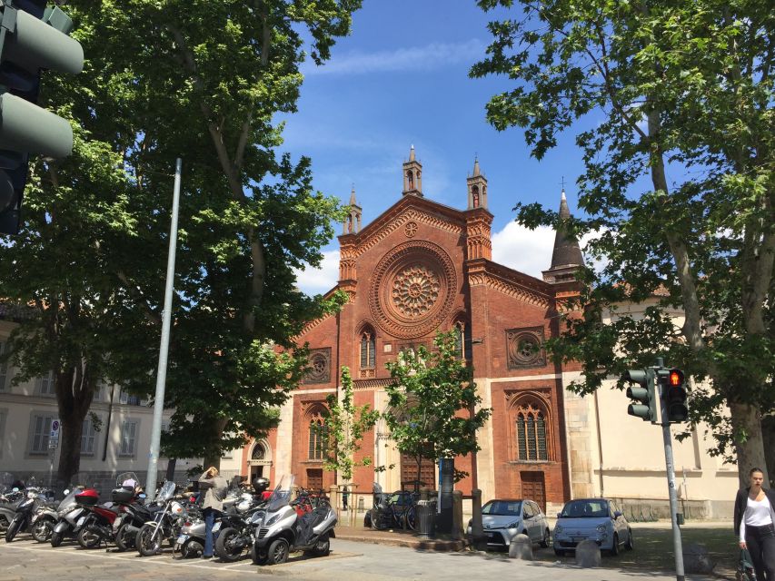 Milan: Pinacoteca Art Gallery and Brera District Guided Tour - Who this Pinacoteca and Brera tour is best for