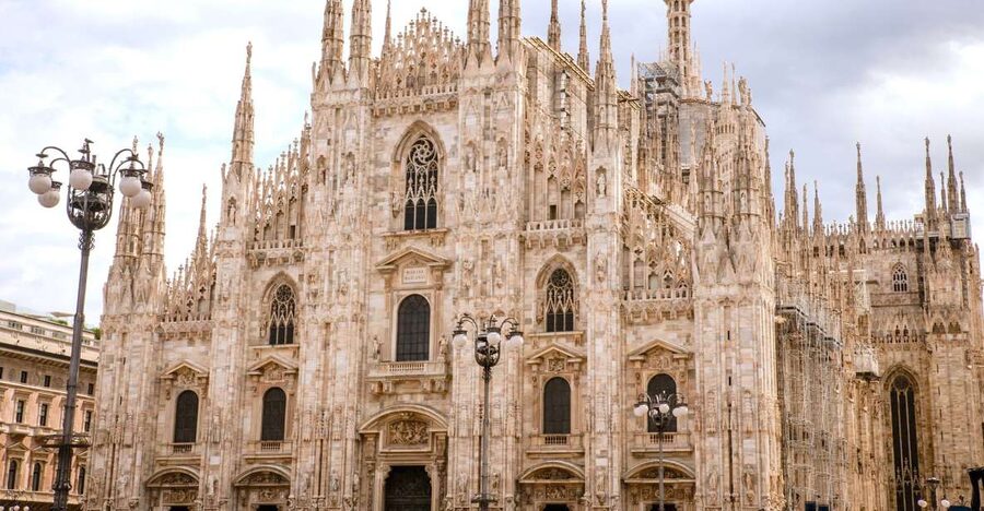 Milan: Priority Access Duomo and Rooftop Tour - Rooftop Terraces First: Elevator Ride, Then Photo Time