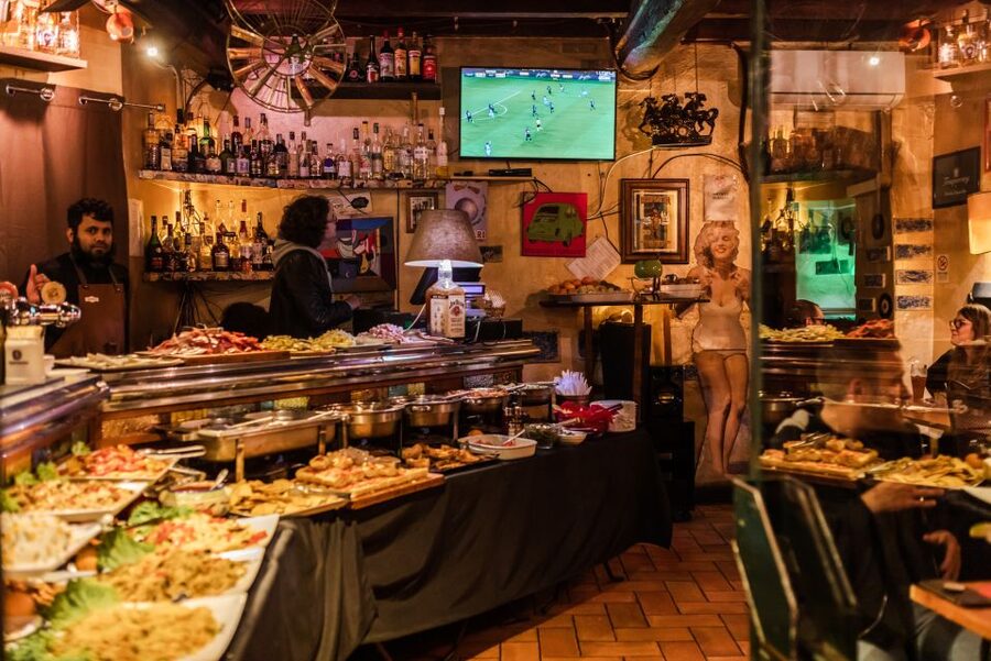 Milan: Private and Personalized Highlights Tour - Your guide makes it feel personal, even in bad weather