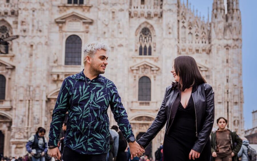 Milan: Private Professional Photoshoot at the Duomo - Posing Help That Makes the Camera Feel Less Intimidating