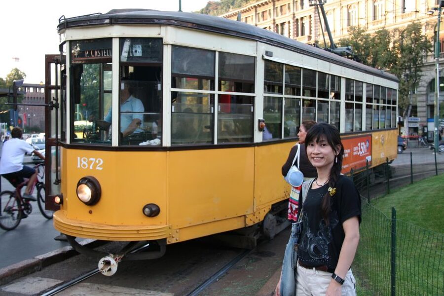 Milan: Private Sightseeing & Shopping Tour with a Local - Key highlights worth your time