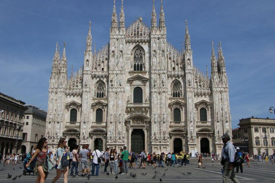 Milan: Private Sightseeing & Shopping Tour with a Local - The classic Milan stops that anchor your first-time orientation