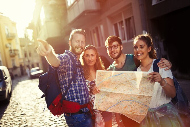 Milan: Private Tour - Duomo, Sforza Castle & Gelato Tasting - Piazza della Scala and the La Scala area: see the theater without the ticket hassle