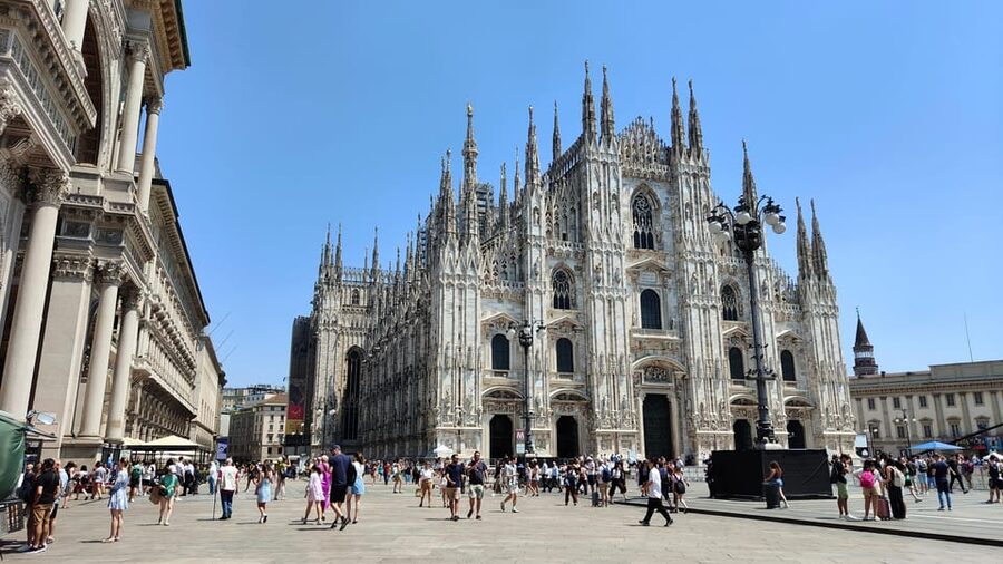 Milan: Private Walking Tour with Last Supper and Duomo Entry - Duomo Cathedral entry: where your tour actually starts to make sense