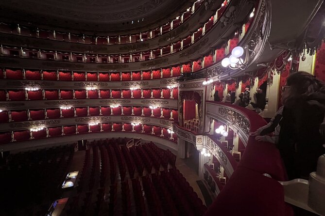 Milan Scala Theatre and Duomo Cathedral Tour - Two hours covering La Scala and the Duomo