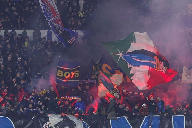 Milan: See a football game in Milan together with locals - Key points worth knowing before you go