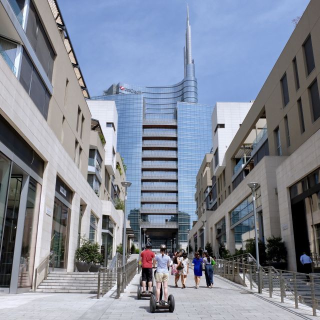 Milan: SEGWAY Tour with Live Tourist Guide 2 hours & half - Starting point at Ciclofficina Cargo Bike Store, and how to dress