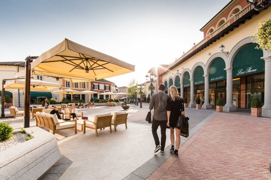 Milan: Serravalle Designer Outlet Roundtrip Bus Transfer - Milan to Serravalle by roundtrip bus, the shopping trip that feels simple