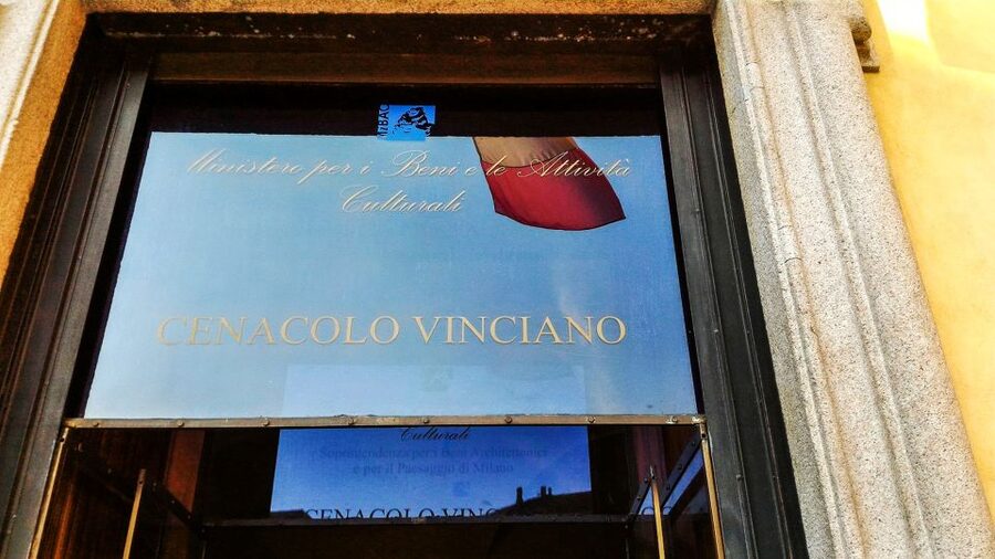 Milan: Skip-the-Line Guided Walk and "The Last Supper" - Via Dante stroll: why Milan earns the fashion capital label