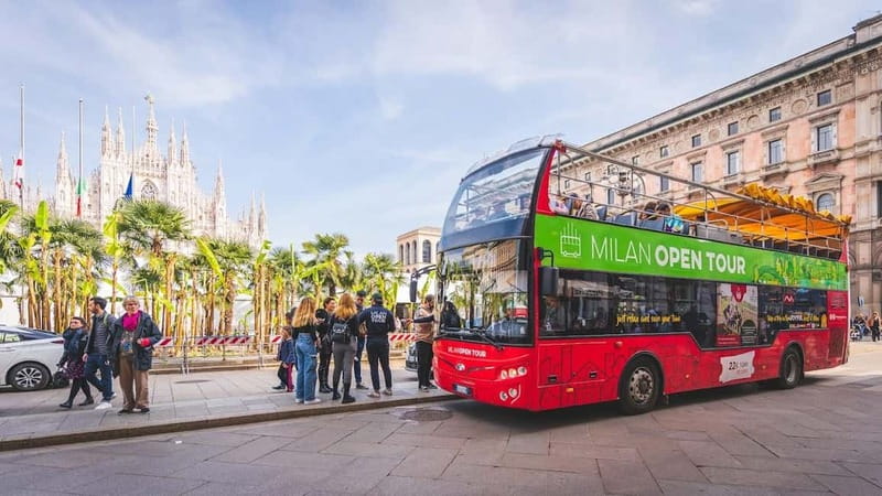Milan: Skip-the-Line La Scala Museum Tour + Hop On Hop Off - The theatre box moment, and why it can change