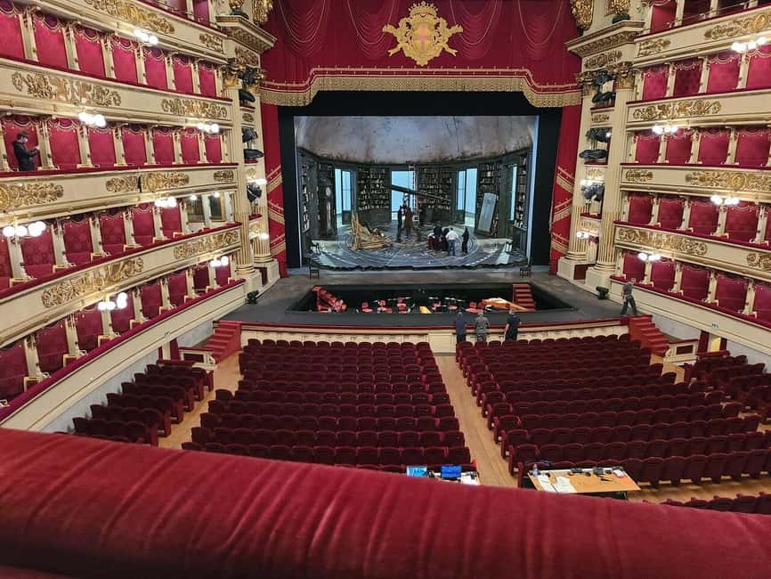 Milan: Skip-the-Line La Scala Museum Tour + Hop On Hop Off - Logistics that make the visit smoother