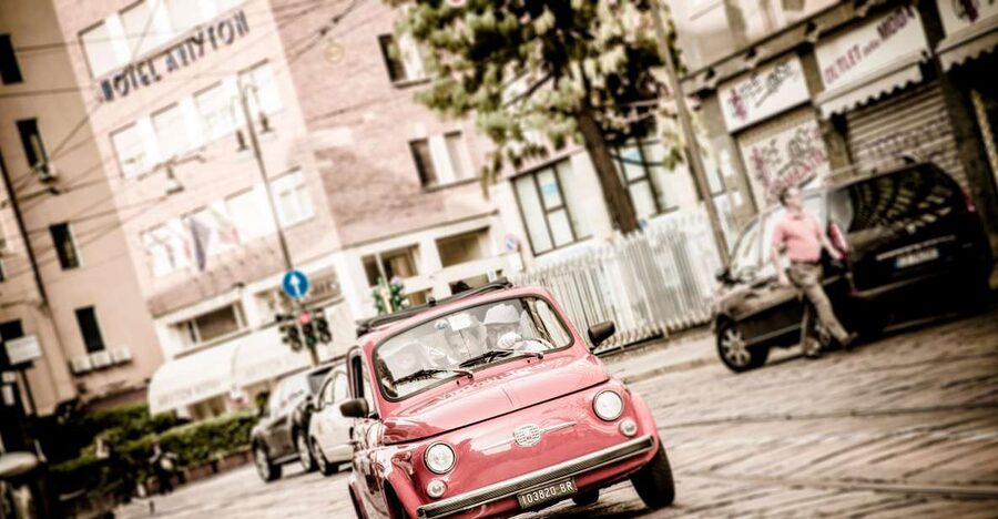 Milan: Slow Tour by Vintage Red Fiat 500 (1 hour, 1 stop) - Key things to know before you go