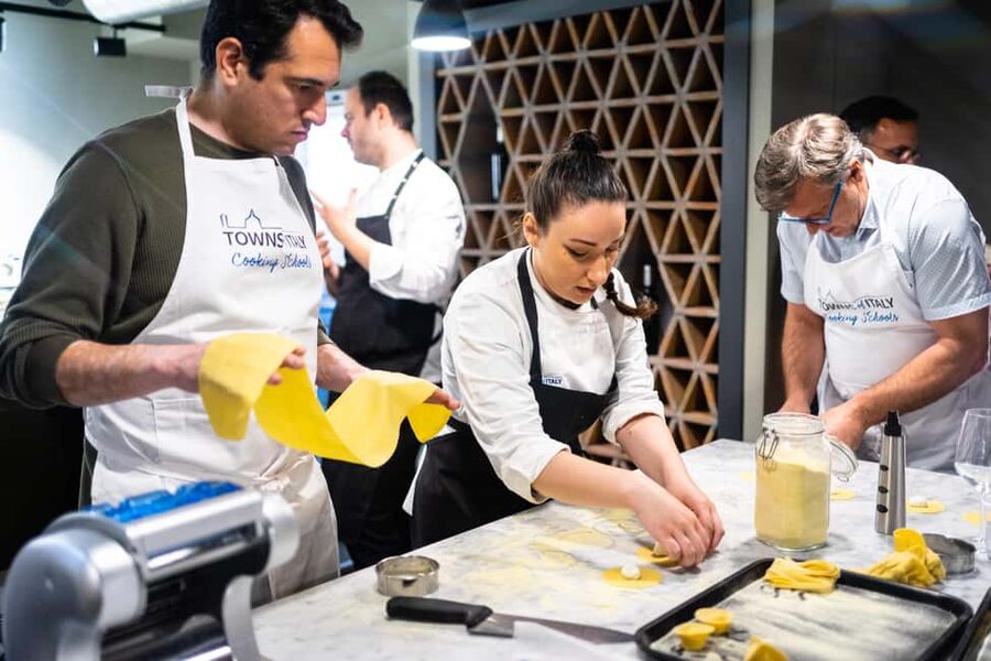 Milan: Small-group Pasta & Gelato Class with Unlimited Wine - Fresh pasta session: tagliatelle and stuffed ravioli, hands-on