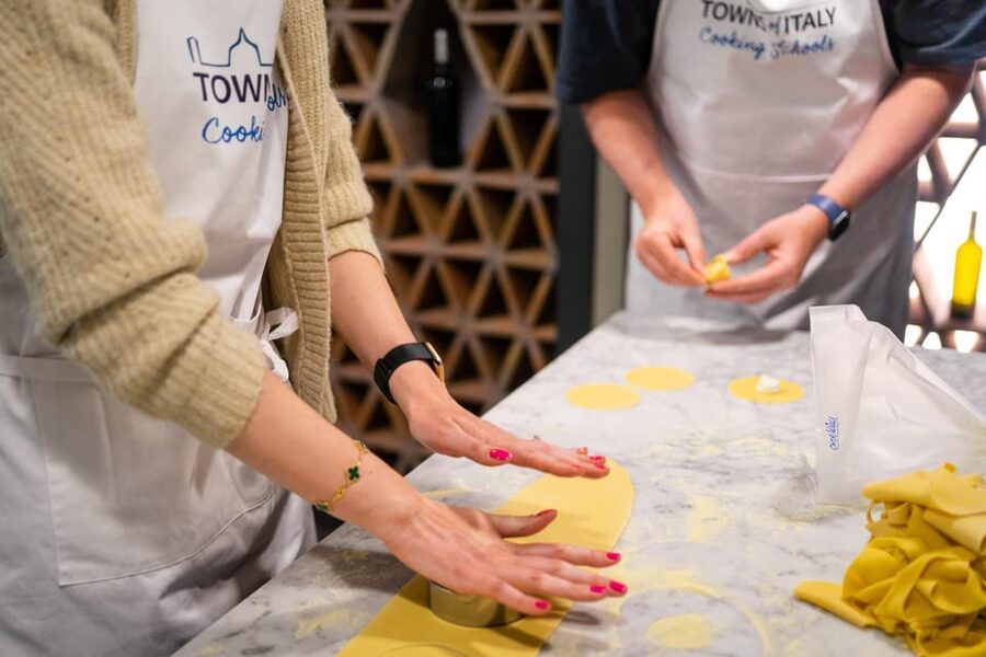 Milan: Small-group Pasta & Gelato Class with Unlimited Wine - Sauce and flavor: how Italians keep it simple and good