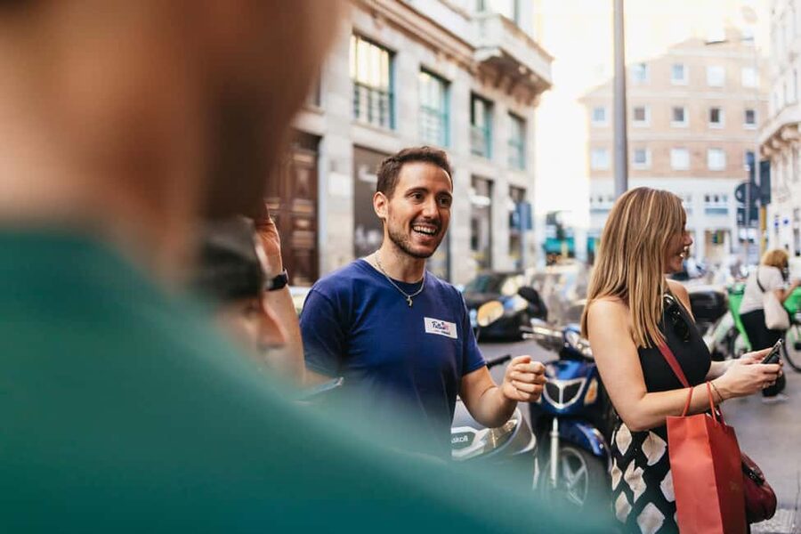 Milan: Street Food Walking Tour - Small group size, walking pace, and the comfort math