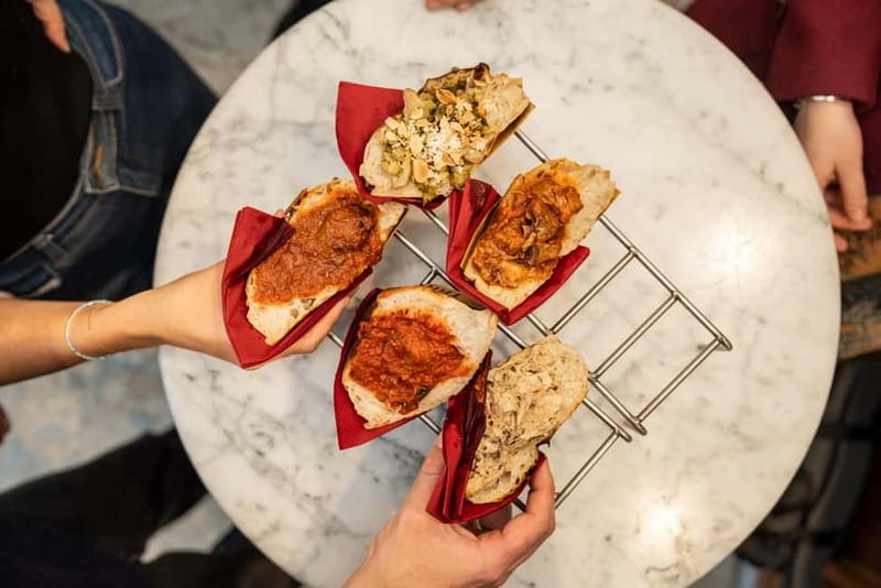 Milan: Sunset Navigli Food & Drinks Tour with a Local - Key things I’d bet on