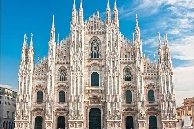 Milan Super Saver: Skip-the-Line Duomo and Rooftop Guided Tour - What to know before you go inside: dress code and site rules