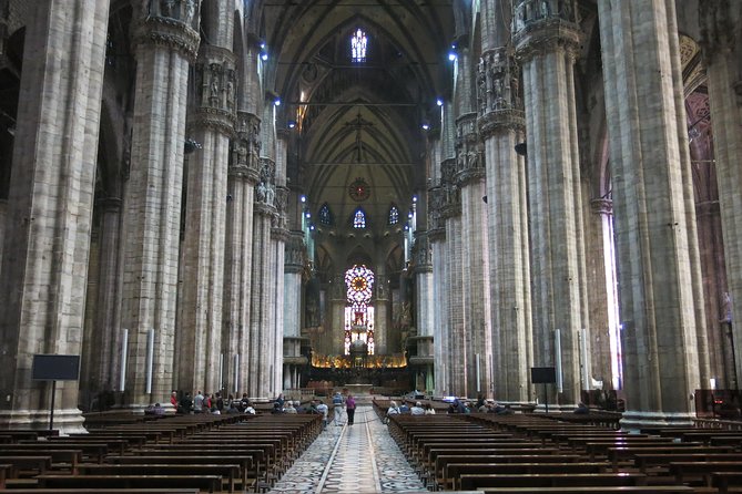 Milan Super Saver: Skip-the-line Duomo and Rooftop Tour - Your fast track to Duomo inside plus rooftop views