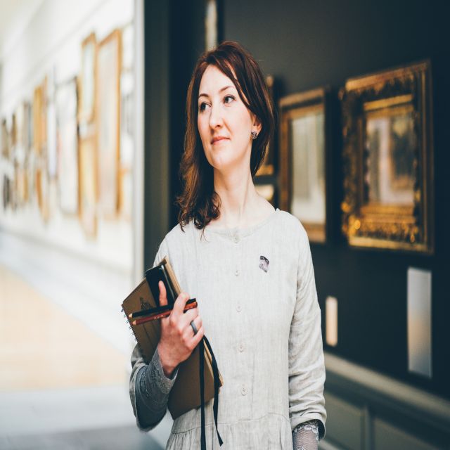 Milan: The Story of Leonardo da Vinci Private Guided Tour - Ambrosian Library on the 3.5-hour option: Codex Atlanticus and notebook thinking
