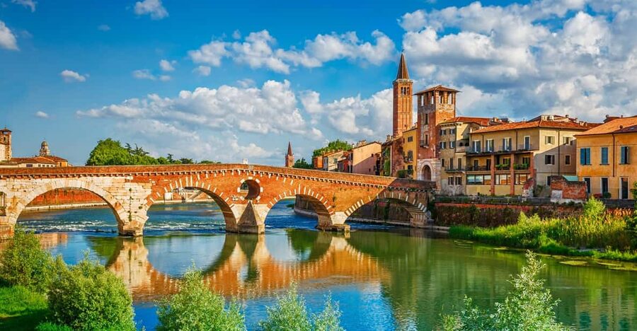 Milan: Verona Day Tour with a Lake Garda Cruise to Sirmione - Key moments that make this tour worth your time