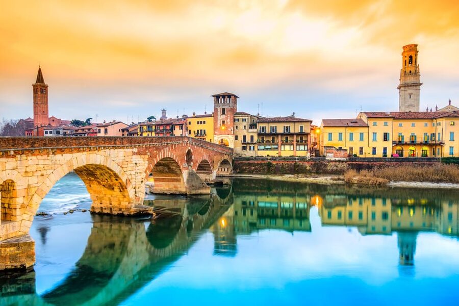 Milan: Verona Day Tour with a Lake Garda Cruise to Sirmione - Coach comfort and guide quality: why it matters on long days