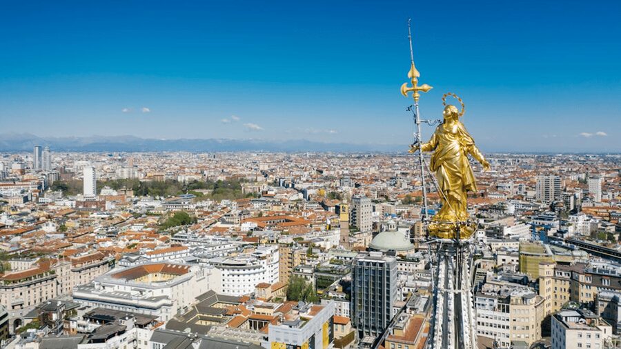 Milano City Escape: "The tenant of the Duomo" - Timing, pace, and comfort tips for a smoother 3 hours