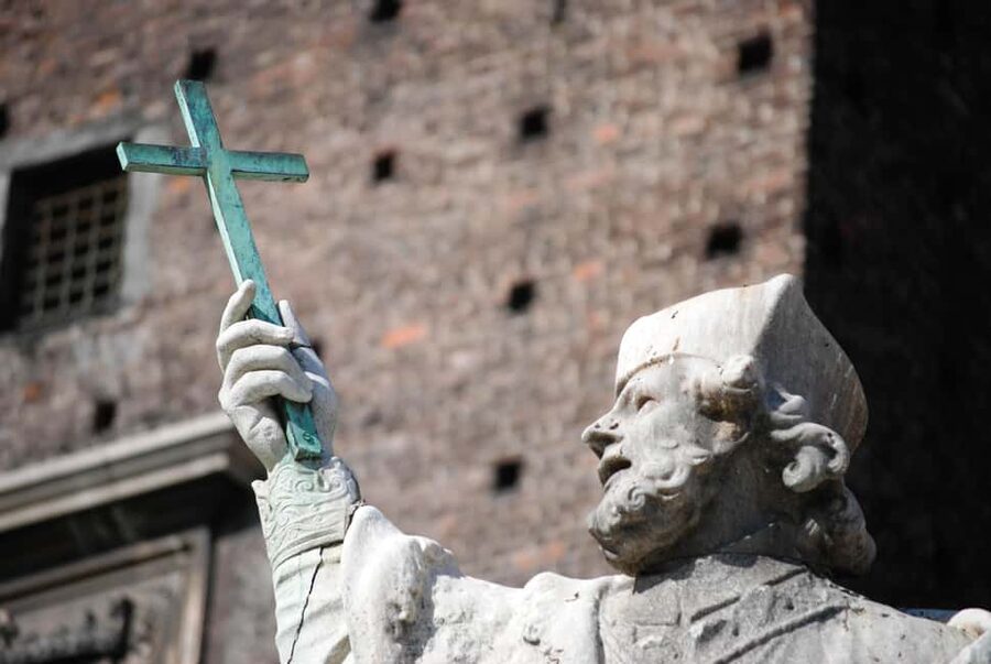 Milano: Highlights Private Tour, Duomo, Castle & Gelato - Piazza Affari, the L.O.V.E. Sculpture, and Piazza Mercanti
