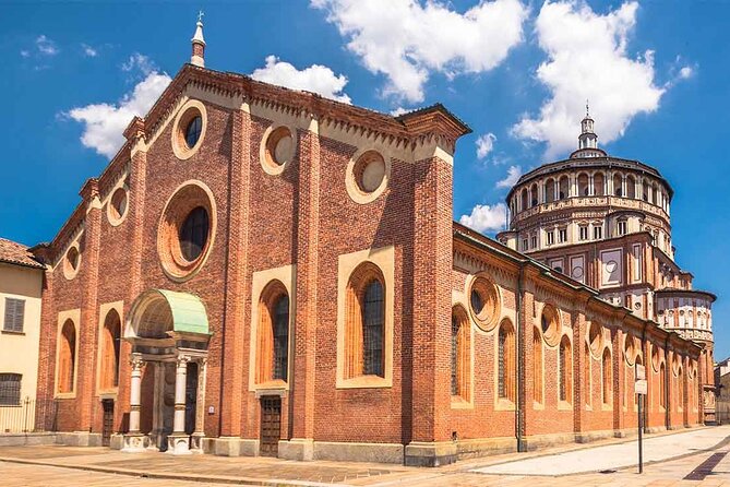 Milano Walking Tour with Audio and Written Guide by a Local - Galleria Vittorio Emanuele II and Piazza della Scala, your finish line for food