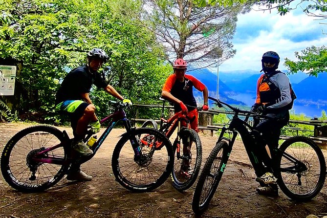 Mountain Bike tour in Spina Verde natural park - WWI trenches and scenic overlooks: history without a museum slog