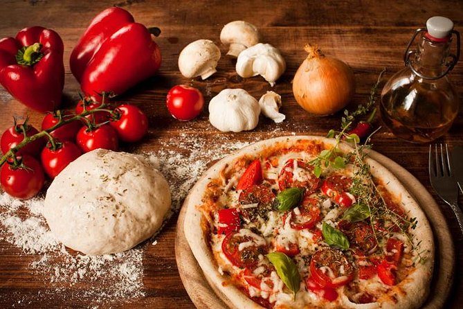 Pizza Training Experience. Como Area - Where to meet in Como and how to plan your timing