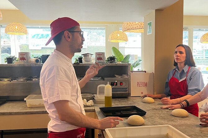 Premium Pizza Making Class at a Pizzeria in Como - Staglio and panetti shaping, the real skill behind the crust