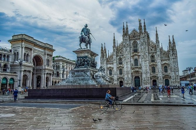 Private 4-Hour Walking Tour of Milan with private official tour guide - Private official Milan guide, and why the walk feels personal