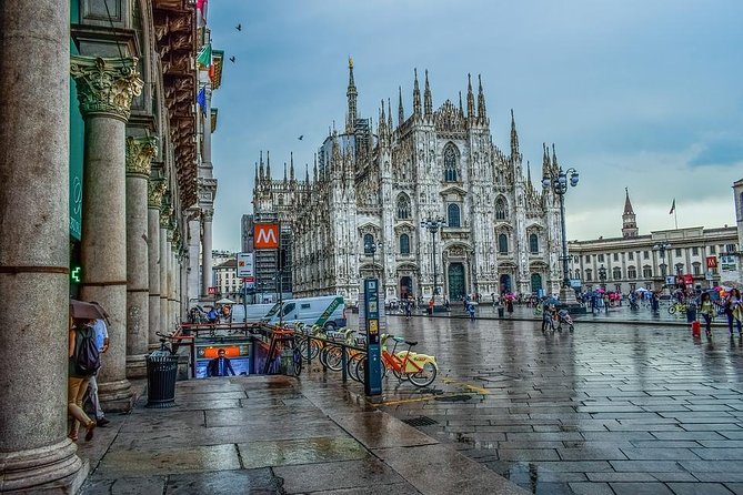 Private 4-Hour Walking Tour of Milan with private official tour guide - Piazza Mercanti: the modern square that links to theatres