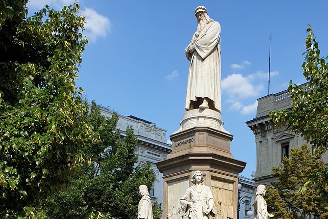 Private Best of Milan Guided Tour with Duomo, La Scala Theatre and Sforza Castle - Private, 3 Stops (Plus One) That Actually Make Milan Make Sense