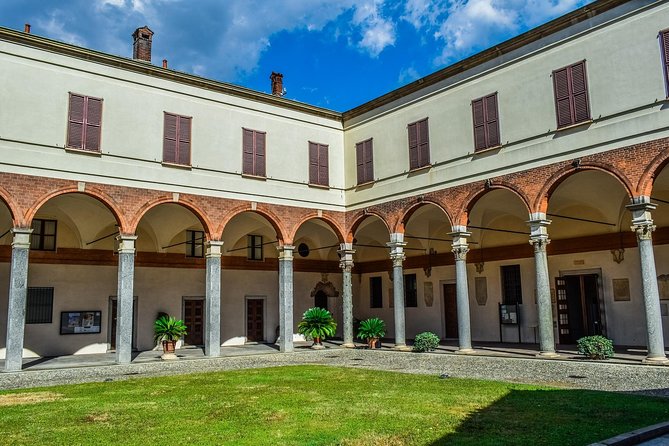 Private Best of Milan Guided Tour with Duomo, La Scala Theatre and Sforza Castle - Castello Sforzesco: Courtyard Views, Medieval Energy, No Interior Tickets