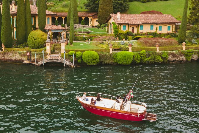 Private Boat Tour on Italian Gozzo on Lake Como - Why a private Italian gozzo gives you a different Lake Como view