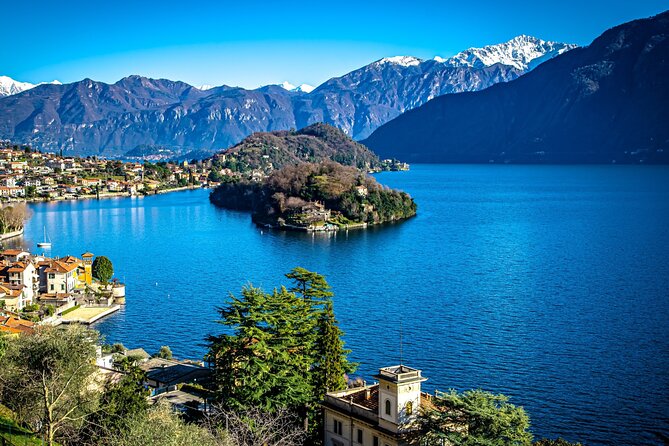 Private Boat Tour on Italian Gozzo on Lake Como - Villa Carlotta, Lake Lenno, and Balbianello: getting off the boat for garden time