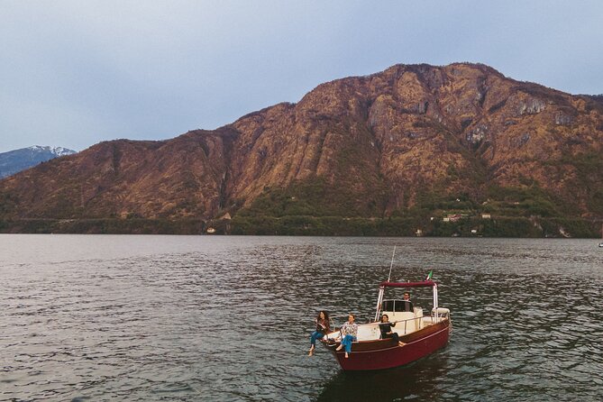 Private Boat Tour on Italian Gozzo on Lake Como - Price and value: when $362.81 feels fair (and when it doesn’t)