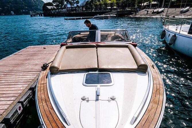 Private Boat Tour with Open Bar Lake Como 7 Pax - Moltrasio and Laglio: the villa names you actually recognize